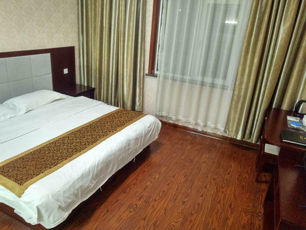 Beijing Gongmei Blue Peacock Business Hotel Zewnętrze zdjęcie
