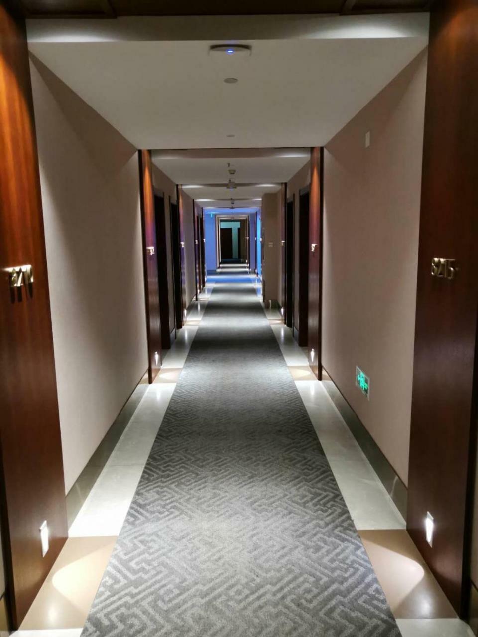 Beijing Gongmei Blue Peacock Business Hotel Zewnętrze zdjęcie